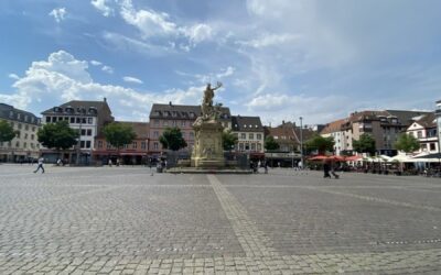 Messerattacke auf dem Mannheimer Marktplatz: Mehrere Verletzte, darunter ein Polizist in Lebensgefahr